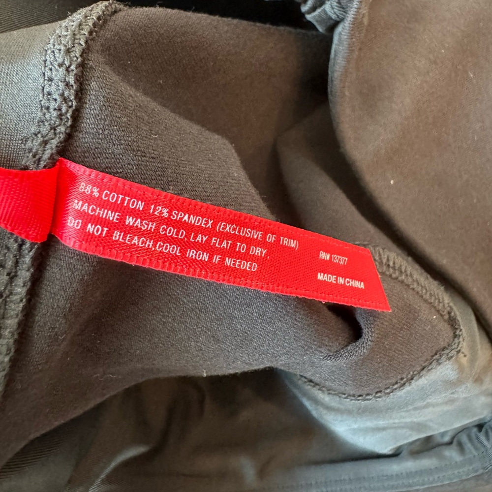 Ruby Ribbon Bootcut Leggings - Picture 4 of 5